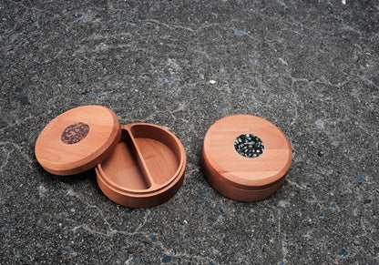 annegi eide, rombeporfyr, akershus fylke, rhomb porphyry, norske bergarter, geopark, norsk designer som bruker norsk stein, minimalistisk design, vakre hjem og interiør, boks, oppbevaringsboks, oppbevaring bunadsølv